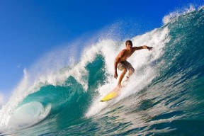 世界杯后：球迷自发组织“为老球迷口述世界杯史”项目 记录上一代记忆